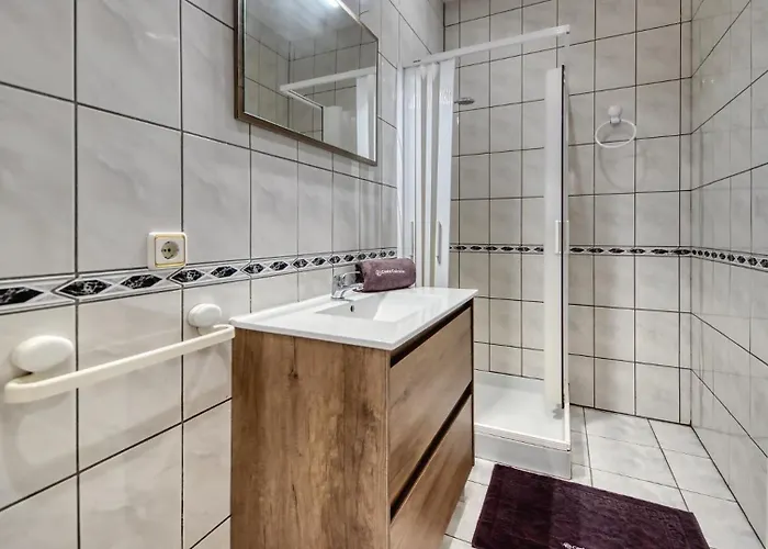 Costacabana - Maribel Villa